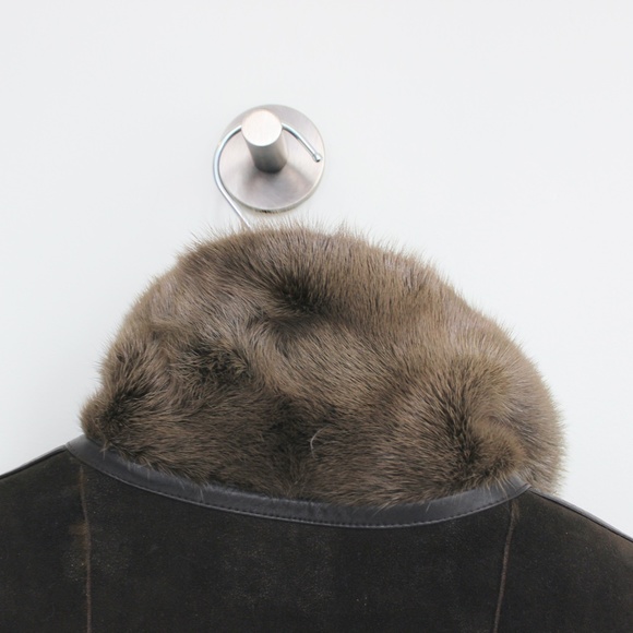 Yves Salomon *Reversible* Sheared Mink/Suede Coat, size 38. *Worn twice* - Picture 11 of 16
